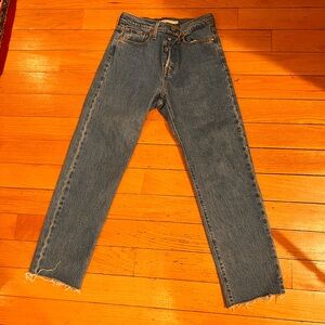 Size 26 Levi’s Wedgie Straight Blue Denim Jeans with Frayed Hem